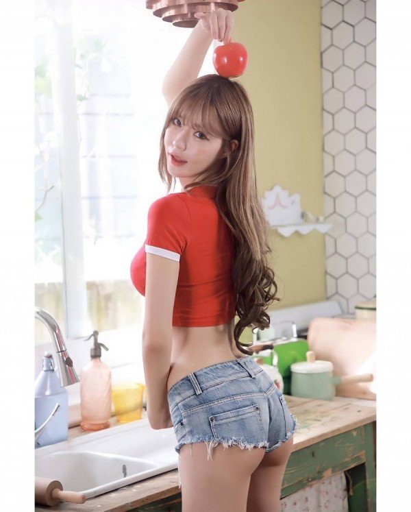 thumb-16355295798088_600x747.jpg